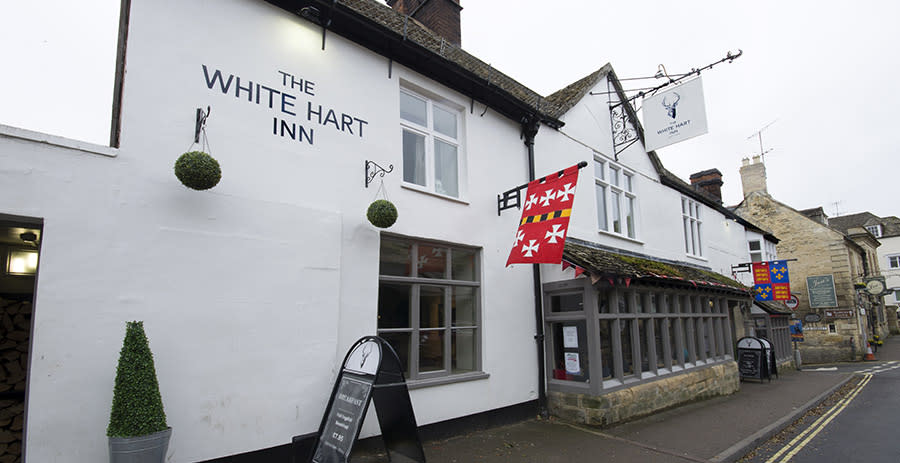 Cotswold Cottage Guesthouse - Wonderful Winchcombe The White Hart Inn in Winchcombe